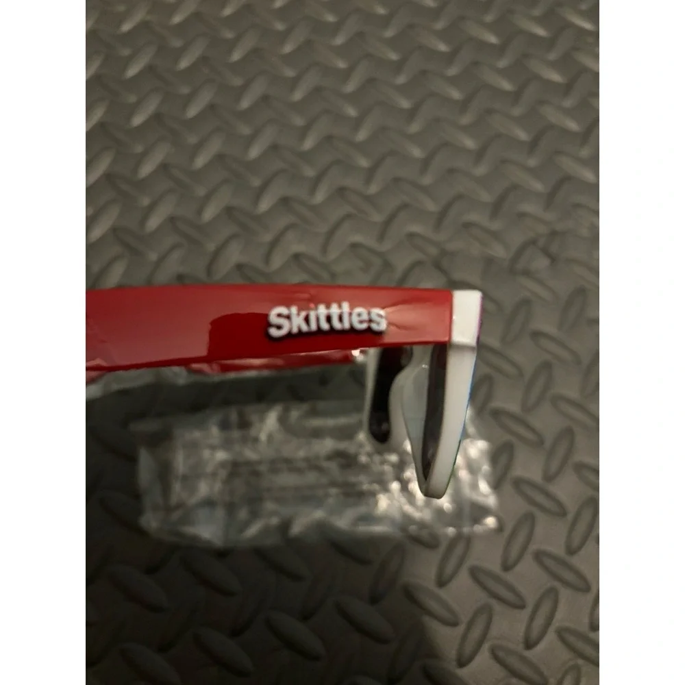 New Skittles Rainbow Red‎ Yellow Green Classic Unisex Plastic Sunglasses Pride